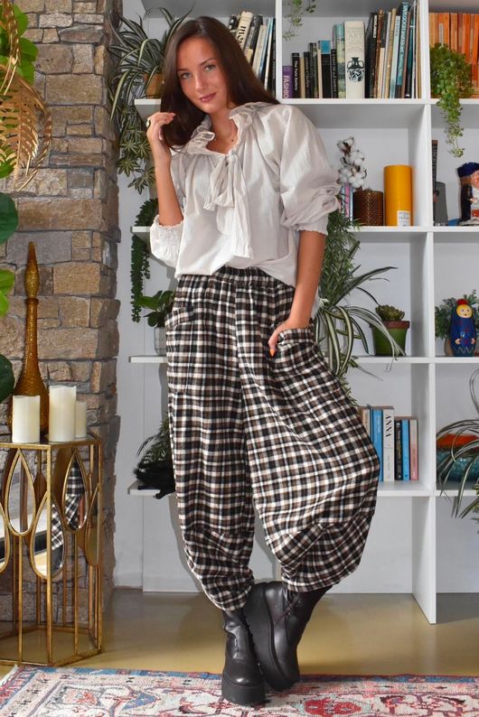 Jasper Plaid Brushed Cotton Shelby Barrel Pant Black
